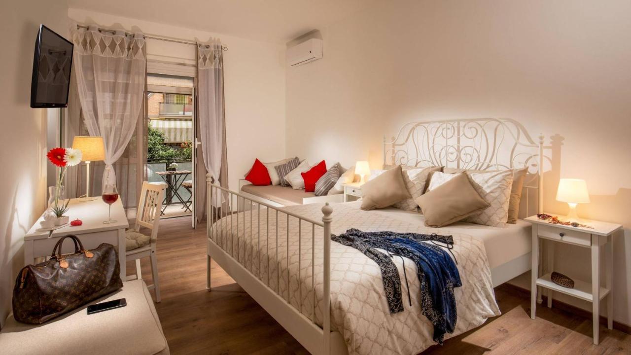 Sweet Piramide Bed and breakfast *